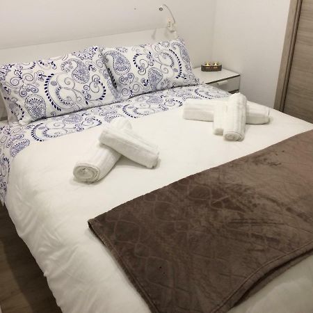 Al Centro Di Cagliari Apartamento Exterior foto